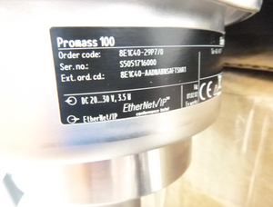 Medidor de Flujo Másico Coriolis de Doble Tubo E&H Proline Promass E 100 de Rango Medio con un Diseño Ultracompacto - Product Image 4