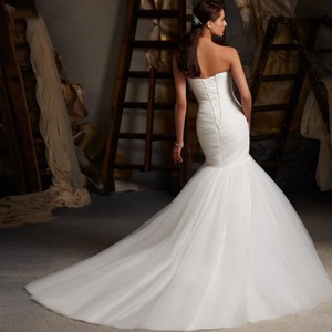 Vestido de novia de sirena sin tirantes blanco puro de talla grande de lujo con tren largo Catedral elegante vestido de novia - Product Image 4