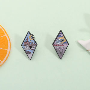ファンタジーアドベンチャーマジックムービーブローチエナメルピンカスタムカー城月光ナイトバッジバルク - Product Image 2