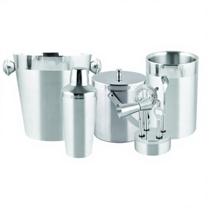 Wholesale Stainless Steel Premium 5-piece <b>bar</b> Set With <b>Outside</b> Etching Design - Product Image 1