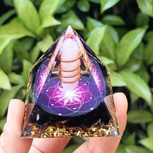 Pyramide en cristal blanc, pilier en résine époxy, artisanat Feng Shui, ornement de bureau pour salon, cadeau d'anniversaire - Product Image 4