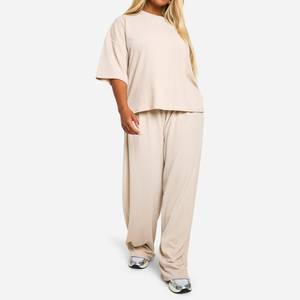 Vêtements pour femmes haut de gamme OEM, t-shirt confortable à coupe ample et pantalon large, vêtements pour femmes, ensembles de 2 pièces pour femmes, ensemble décontracté - Product Image 2
