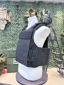 سترة واقية شخصية سوداء خفيفة الوزن من البوليستر أكسفورد عالية الوضوح للعمل مع حزام قابل للتعديل ونظام مولي مقطوع بالليزر - Product Image 3