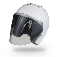 Tous types de pièces de moto, casque de moto