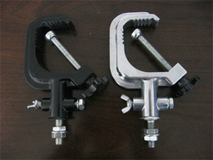 Crochet de fixation en aluminium moulé durable avec serrage à vis robuste et poignée antidérapante pour systèmes de treillis, éclairage de concert, équipements de DJ - Product Image 3