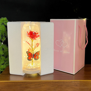 Lámpara de Cristal con Forma de Rosa Galaxia, con Mariposa y Cristal de Diamante, Luz LED Hecha a Mano, Base de Madera, Luz Nocturna de Rosa Eterna - Product Image 5