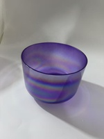 Bol chantant en cristal d'alchimie irisé bleu violet de 8 pouces, bol chantant en cristal de chakra pour la guérison sonore et l'équilibrage des chakras