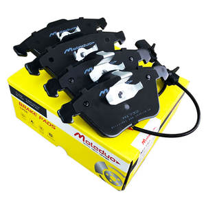 Plaquettes <span class=keywords><strong>de</strong></span> <span class=keywords><strong>frein</strong></span> avant semi-métalliques en céramique M1732 D1111 pour VOLKSWAGEN PASSAT <span class=keywords><strong>GOLF</strong></span> AUDI S3 SEAT EXEO A4 B6 B7 Avant C6 - Product Image 1