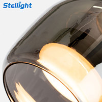 Îlot de cuisine moderne personnalisé salle à manger globe en verre soufflé gris fumée pendentif à bulles suspendu lustre sur mesure pour escalier