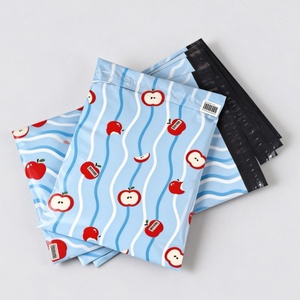 أكياس بريدية لطيفة بطباعة التفاح ذات لاصق قوي مخصصة باللون الأزرق لمستلزمات الشحن والهدايا - Product Image 3