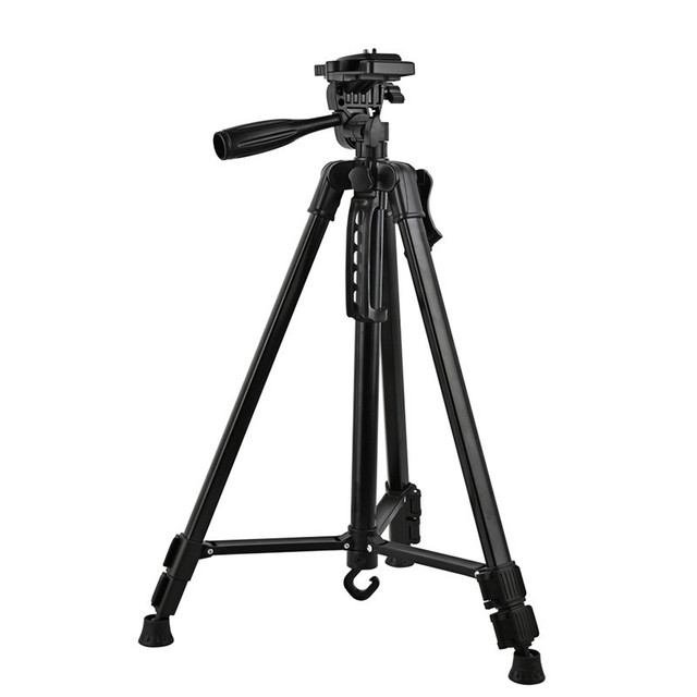 Portable Projector Mount Tripod Stand with Bag Projectors Support for Home Outdoor Projection Flexible Angles Black