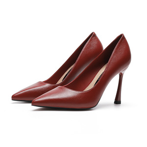9 <span class=keywords><strong>cm</strong></span> femmes talons hauts chaussures de mariage respirant anti-dérapant PU Sexy résistant à l'usure en gros pompes bout pointu Stiletto pour les femmes - Product Image 4