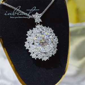 Nouveauté Argent 925 Original 10 Carat Passé Diamant Test D Couleur VVS1 Moissanite Flocon De Neige Pendentif Collier Femmes Bijoux - Product Image 1