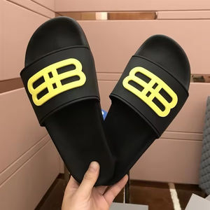 รองเท้าแตะชายหาดแฟชั่นกันลื่นสุดหรูสำหรับคู่รัก รองเท้าผ้าใบแบบ unisex พร้อมซับในผ้าฝ้าย - Product Image 2