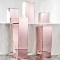 Rehausseurs en acrylique miroir et boîte de présentation sur pied avec couvercle interchangeable pour centres de table de mariage et décorations de table