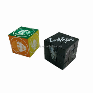 2025 Vente Chaude Cube Magique <span class=keywords><strong>3</strong></span>*<span class=keywords><strong>3</strong></span>*<span class=keywords><strong>3</strong></span> UV Impression Numérique Cube Magique <span class=keywords><strong>3</strong></span>.5cm 5.7cm 7cm Personnalisation pour la Promotion - Product Image 3