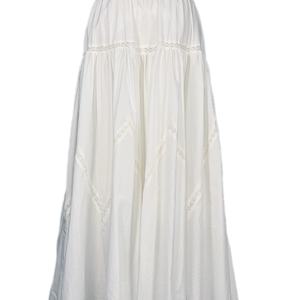 ชุดเดรสผู้หญิงดีไซน์ใหม่จากโรงงานผู้ผลิต (OEM) ตกแต่งด้วยผ้าลูกไม้แบบซ้อนชั้น - Product Image 3