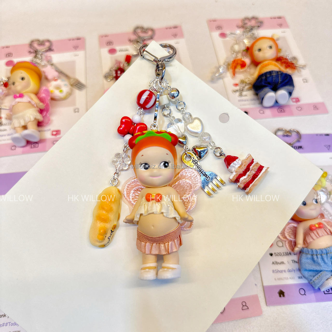 Key chain + skirt