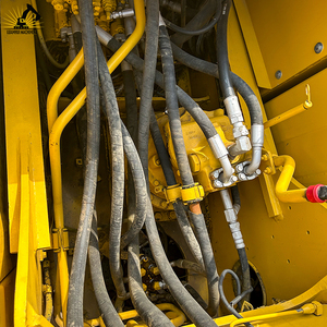 เครื่องขุดตีนตะขาบ PC200-8 Komatsu ความจุถังสูงเสียงรบกวนต่ำและพลังงานเพียงพอสำหรับการก่อสร้าง - Product Image 4