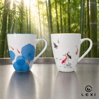 Tasse en céramique avec impression de lotus et de poisson rouge à l'encre de soie chinoise, quatre motifs assortis, compatible micro-ondes, 401-500 ml, pour la maison