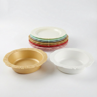 Assiettes en plastique jetables élégantes en dentelle pour les mariages en plein air, les fêtes de jardin et les événements festifs