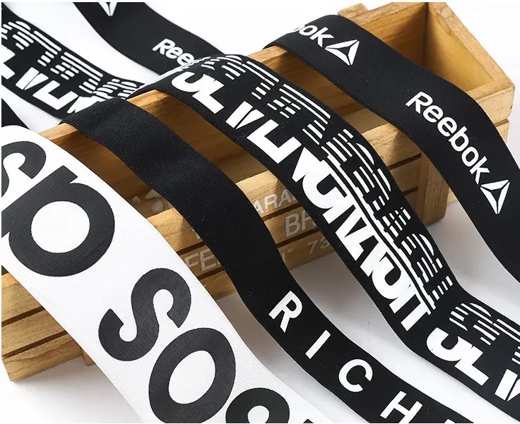 Kunden spezifisches Logo Polyester-Gummiband Schwarz-Weiß-bedrucktes elastisches Klebeband gewebter Druck Spandex-Gurtband für Gamrent