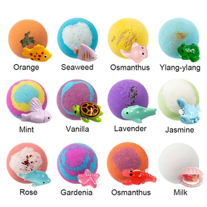 Bombes de <span class=keywords><strong>bain</strong></span> pour enfants en marque privée, 12 pièces, 60g, écologiques, logo personnalisé, jouet animal marin, ingrédients naturels, soin nourrissant pour la peau - Product Image 2