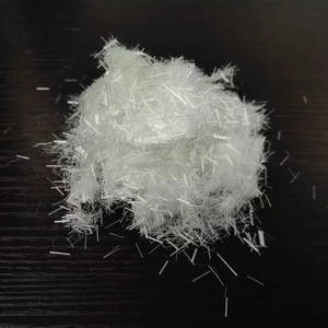 Fibre de polypropylène pp pour la couche de finition du sol, la construction, le béton, 5-55 mm, fibre de verre Calforce pour le béton - Product Image 1
