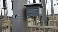 Répulsif électronique à ultrasons pour pigeons/pics/moineaux à faible consommation avec installation à énergie solaire