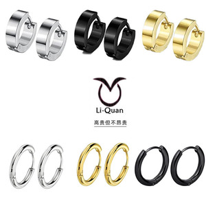 ต่างหูพู่เหล็กไทเทเนียมสไตล์มินิมอลสไตล์เกาหลี ต่างหูแบบติดหู ต่างหูวงกลมโค้งแคบ หรูหราเบาๆ ชุบทอง 18k - Product Image 4