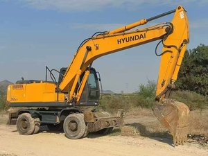 รถขุดมือสอง Hyundai 220LC-9s 210W-7 ขนาด 22 ตัน รุ่น 220LC-9s 220-9S เครื่องจักรจากเกาหลี ส่งออก ระบบไฮดรอลิก - Product Image 4