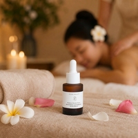 Vente en gros de flacons compte-gouttes en verre ambré givré de 30 ml, bouchon en bois naturel, estampillé or, carré, luxueux, écologique, pour sérum de soin de la peau