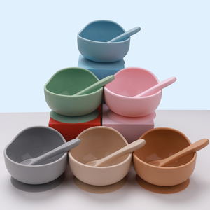 Bol d'alimentation pour bébé en silicone à motif <span class=keywords><strong>de</strong></span> dessin animé, qualité alimentaire, avec fonction d'aspiration - Product Image 2