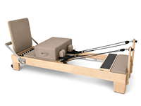 Machine de Pilates Reformer Classique Réglable en Érable – Prix Usine Avantageux pour Usage Commercial en Studio de Pilates