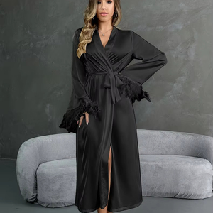 Nouvelle Robe de Nuit Sexy en Satin de Luxe à Manches Longues et Col en V Évidé pour Femme - Product Image 4