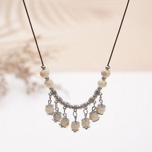 Nuova Collana con Ciondolo Personalizzato in Stile Etnico Retrò in Ceramica, Accessorio Femminile - Product Image 4