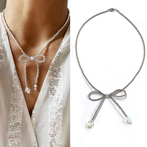 Parure de bijoux tendance en cristal, faite à la main, avec nœud mignon, pour femme, <span class=keywords><strong>collier</strong></span> et boucles d'oreilles ajustables en perles faites à la main - Product Image 4