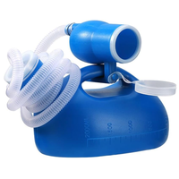 Bouteille de collecte d'urine portable pour hommes et femmes avec couvercle anti-fuite et tube long pour l'hôpital, les fauteuils roulants et les voyages