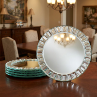 Assiette de présentation ronde de luxe avec bordure en bloc de cristal biseauté, en verre argenté, pour décoration de table de mariage, événement ou fête