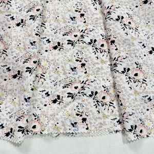 YACHITEX Tessuto Stampato 100% Rayon all'Ingrosso per Creazioni di Moda Trendy - Product Image 4