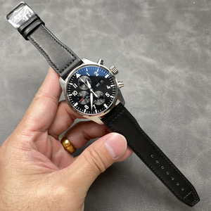 Montre de sport multifonctionnelle de luxe pour homme avec affichage du calendrier et fonction chronomètre, vente en gros d'usine - Product Image 1