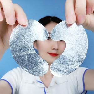 Patchs pour les yeux en feuille d'argent premium Anti-âge Soulagement des poches avec rétinol Acide hyaluronique Vegan <span class=keywords><strong>Effet</strong></span> rafraîchissant à absorption rapide - Product Image 5