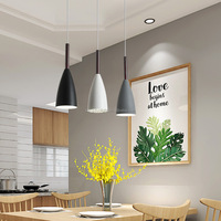 Nouvelle Arrivée Lustre Moderne Simple à Trois Lumières en Fer, Suspension LED Multi-Tons pour Bar à Petit-Déjeuner, Café, Décoration Intérieure