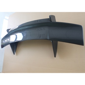 Kit de spoiler arrière en fibre de carbone 2014-2017 à pont unique pour mise à niveau du pare-chocs de Ford Mustang - Product Image 3