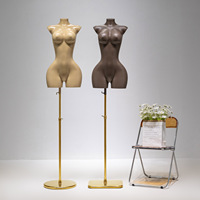 Mannequin de présentation demi-corps pour femme adulte grande taille, en position debout, avec support de présentation de bijoux (matériau PE)