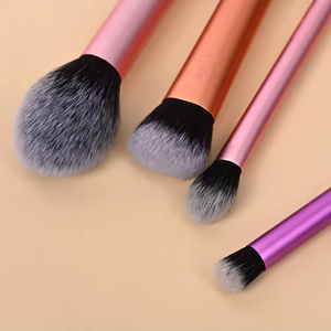 Pinceaux de <span class=keywords><strong>maquillage</strong></span> pour le visage exquis de marque privée en gros <span class=keywords><strong>pas</strong></span> <span class=keywords><strong>cher</strong></span> grand <span class=keywords><strong>meilleur</strong></span> oeil <span class=keywords><strong>meilleur</strong></span> ensemble de pinceaux de <span class=keywords><strong>maquillage</strong></span> - Product Image 6