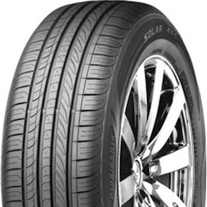 Pneu de voiture solide de qualité coréenne d'origine chinoise 13-15 pouces 700R16 175/70R14 Pneus de voiture de tourisme avec 1 an de garantie - Product Image 2