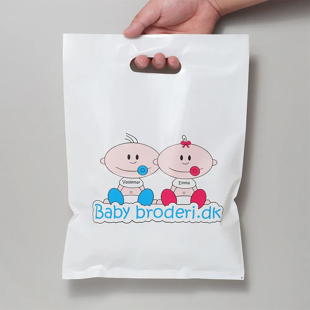 Designed Printing Clothes Plastic Shopping Bags Boutique Plastic Shopping Bags Plastic Shopping Bag With Handle