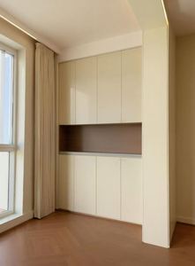 Prix de gros d'usine, conception personnalisée, armoire de rangement moderne en bois, autoportante, écologique, grande capacité - Product Image 5