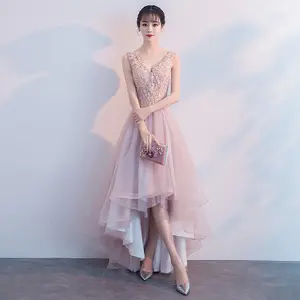 Vestidos de dama de honor con hombros descubiertos y espalda corta, novedad en vestido de noche rosa para banquete con temperamento del anfitrión, novedad de 2017